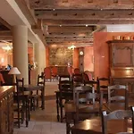 Du Theatre Centre Historique - Parking Souterrain Public Gratuit 3*