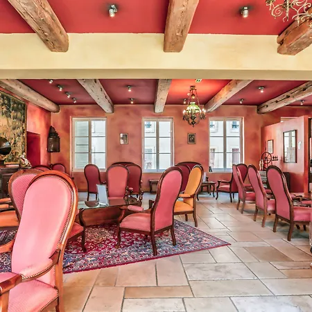 Du Theatre Centre Historique - Parking Souterrain Public Gratuit