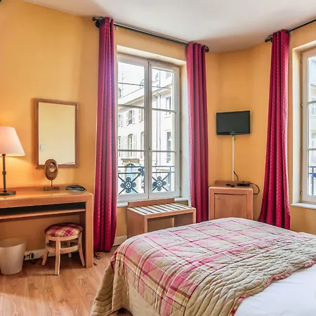 Du Théâtre Centre Historique - Parking Souterrain Public Gratuit 3*