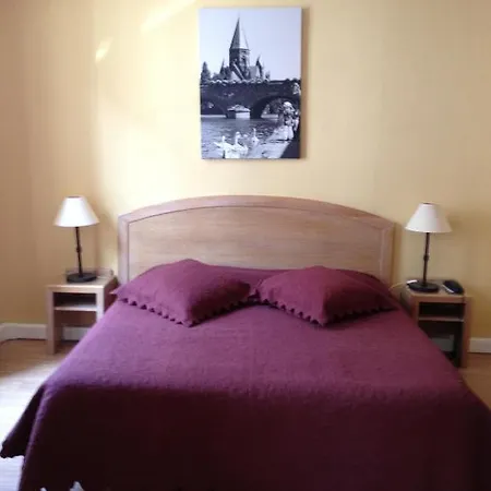Hotel Du Theatre Centre Historique - Parking Souterrain Public Gratuit 3* Metz