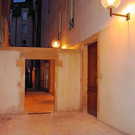 Hotel Du Théâtre Centre Historique - Parking Souterrain Public Gratuit