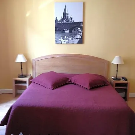 Du Theatre Centre Historique - Parking Souterrain Public Gratuit Hotel 3*