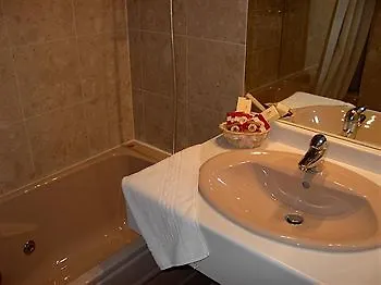 Du Théâtre Centre Historique - Parking Souterrain Public Gratuit Metz