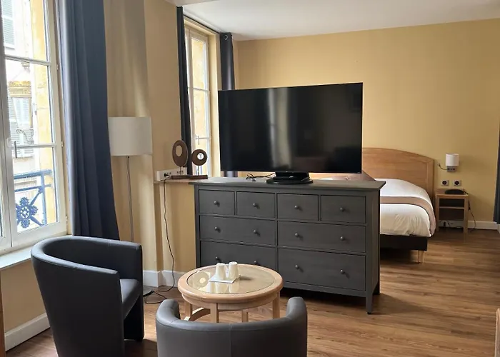 Du Theatre Centre Historique - Parking Souterrain Public Gratuit Hotel