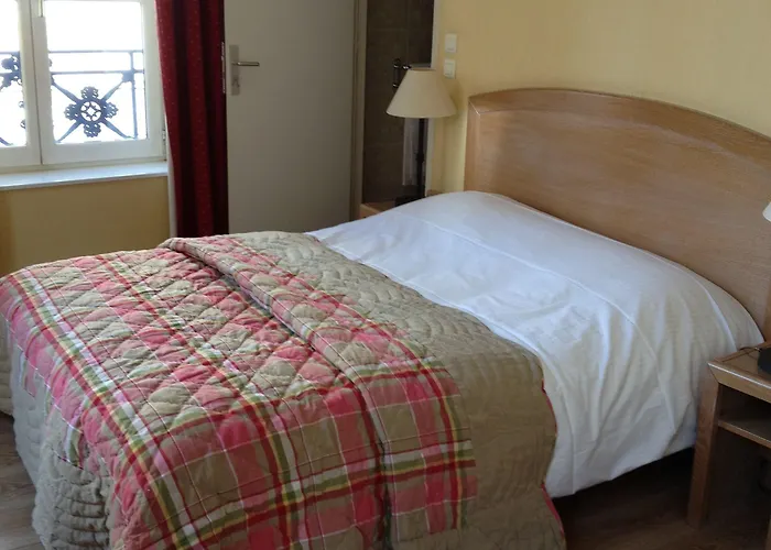 Du Theatre Centre Historique - Parking Souterrain Public Gratuit Hotel 3*