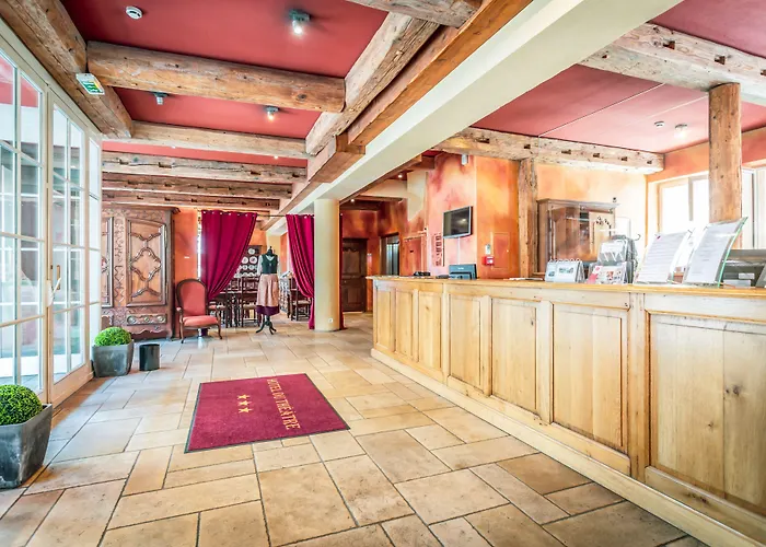 Du Theatre Centre Historique - Parking Souterrain Public Gratuit Hotel