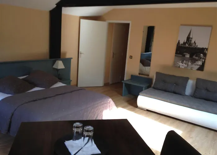 Hotel Du Theatre Centre Historique - Parking Souterrain Public Gratuit