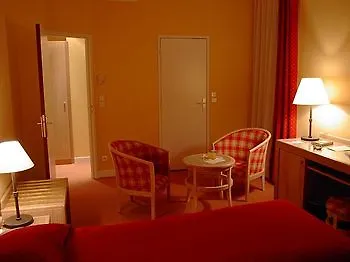 Du Theatre Centre Historique - Parking Souterrain Public Gratuit Hotel